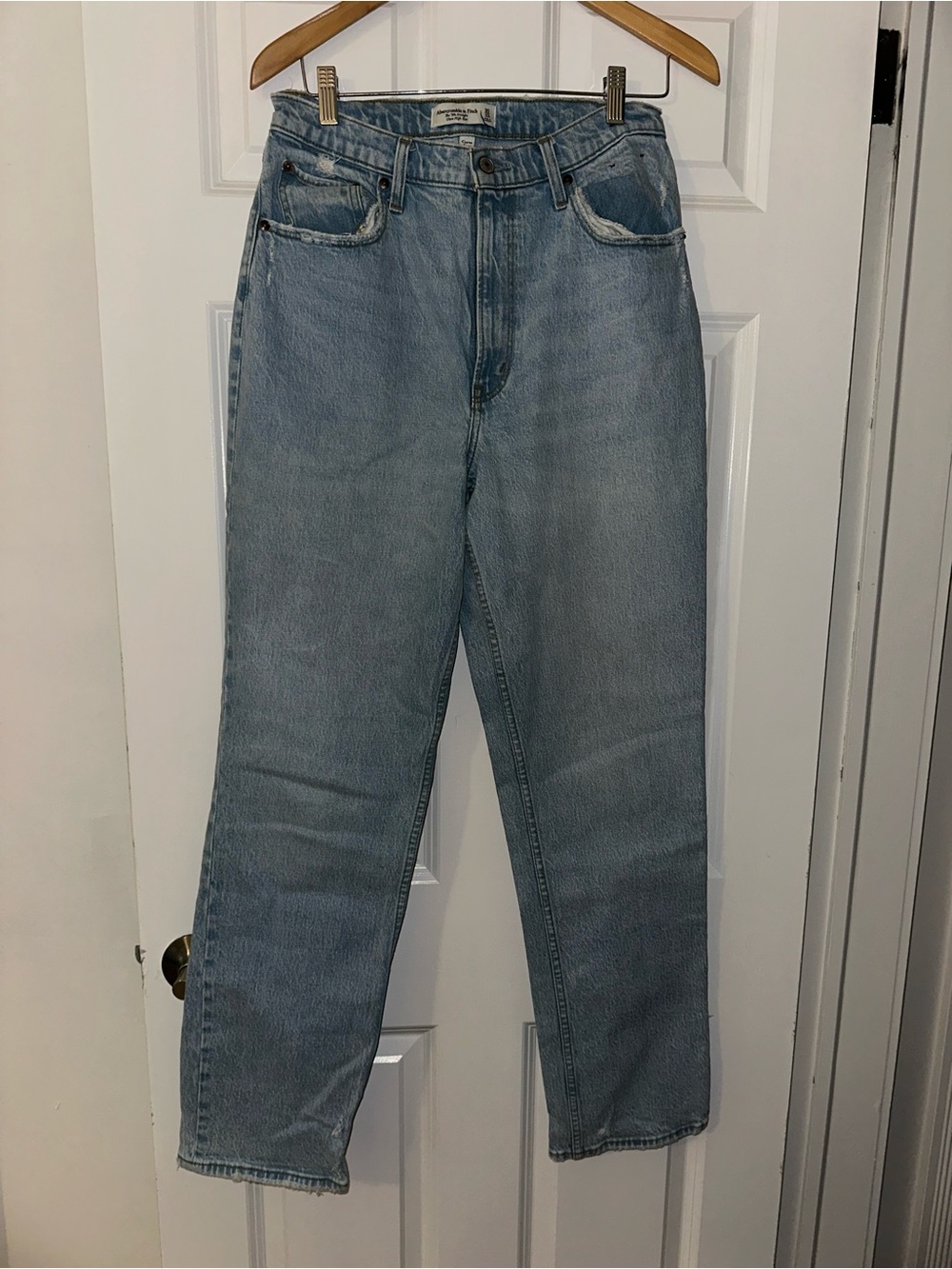 Abercrombie & Fitch Light Wash Straight Leg Jeans